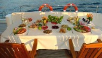 ANGELO II alfresco dining aft